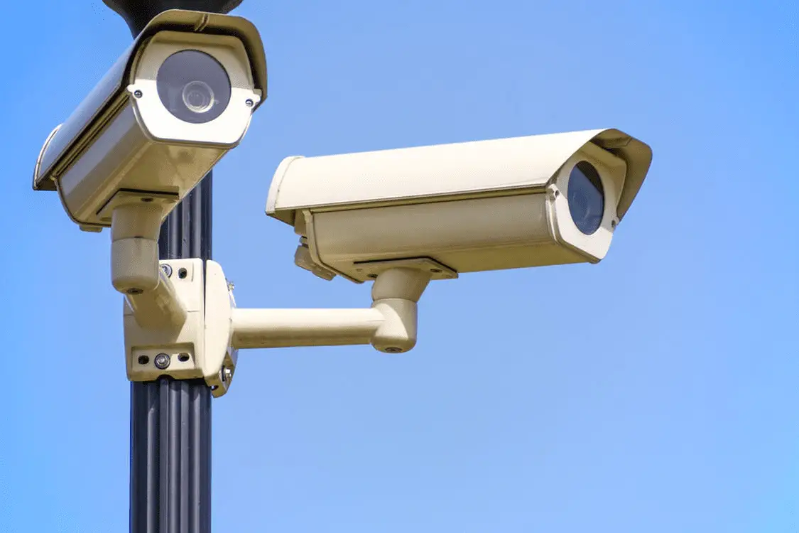(The Ugly Truth) Dummy Security Camera: Should You Buy One?
