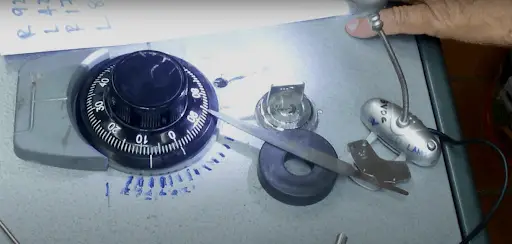 opening dial safe