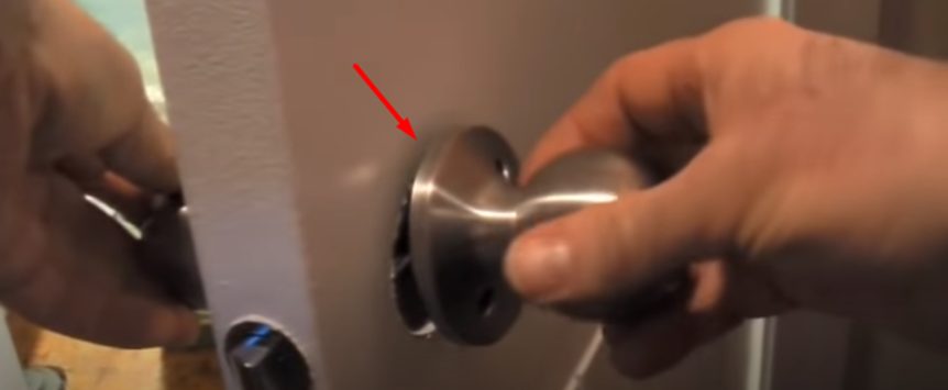 putting the outside knob with the keyhole